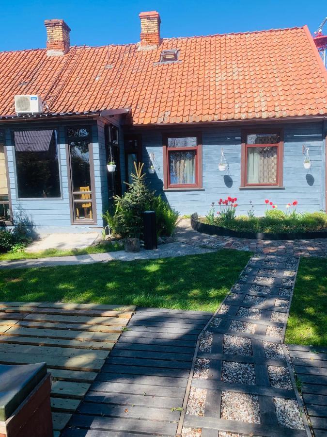 Martin Guest House Ventspils Bagian luar foto